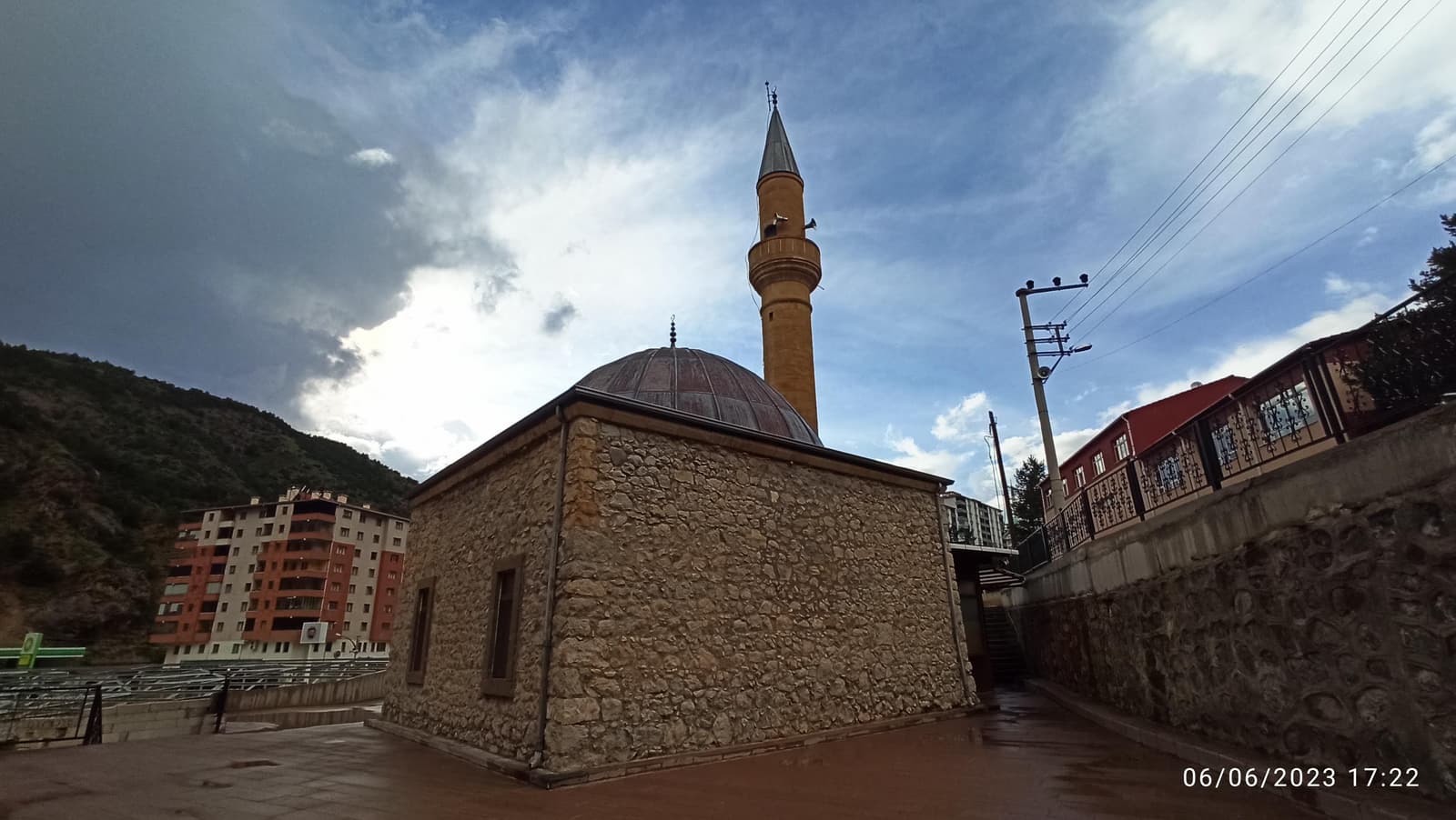 Emirler Camii, Gümüşhane