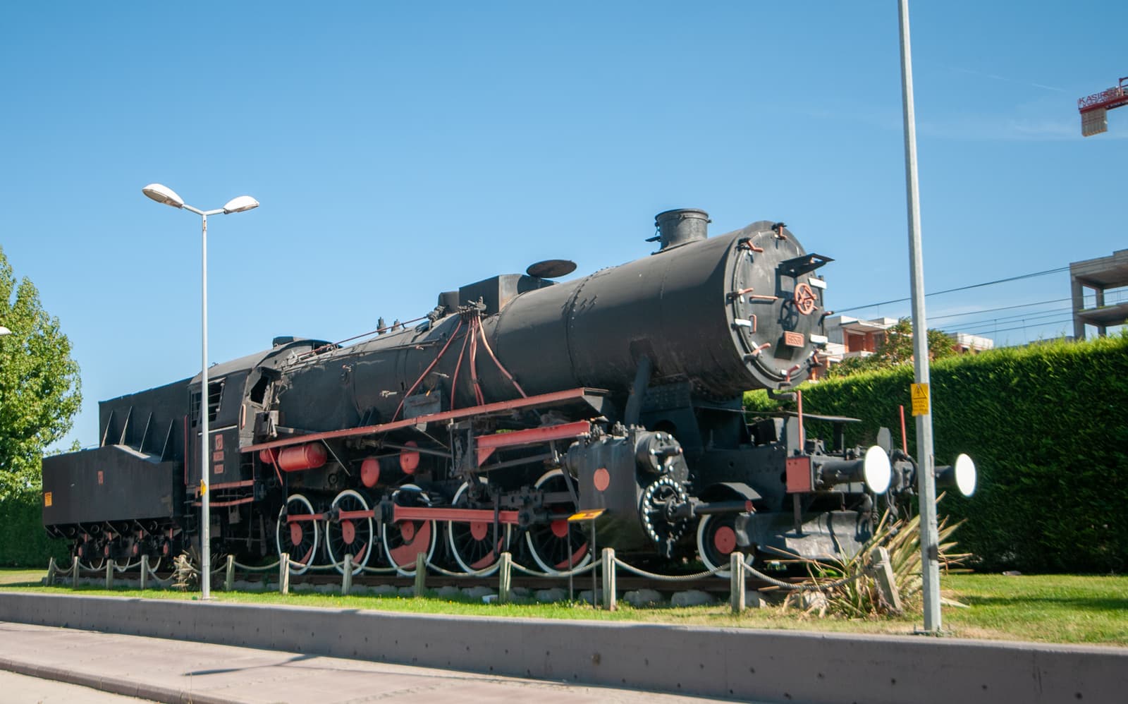 Kara Tren, 56531