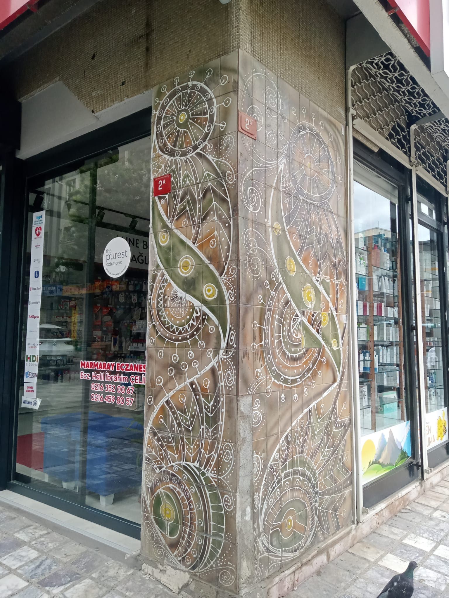 Cihangir İş Merkezi Seramik Panoları