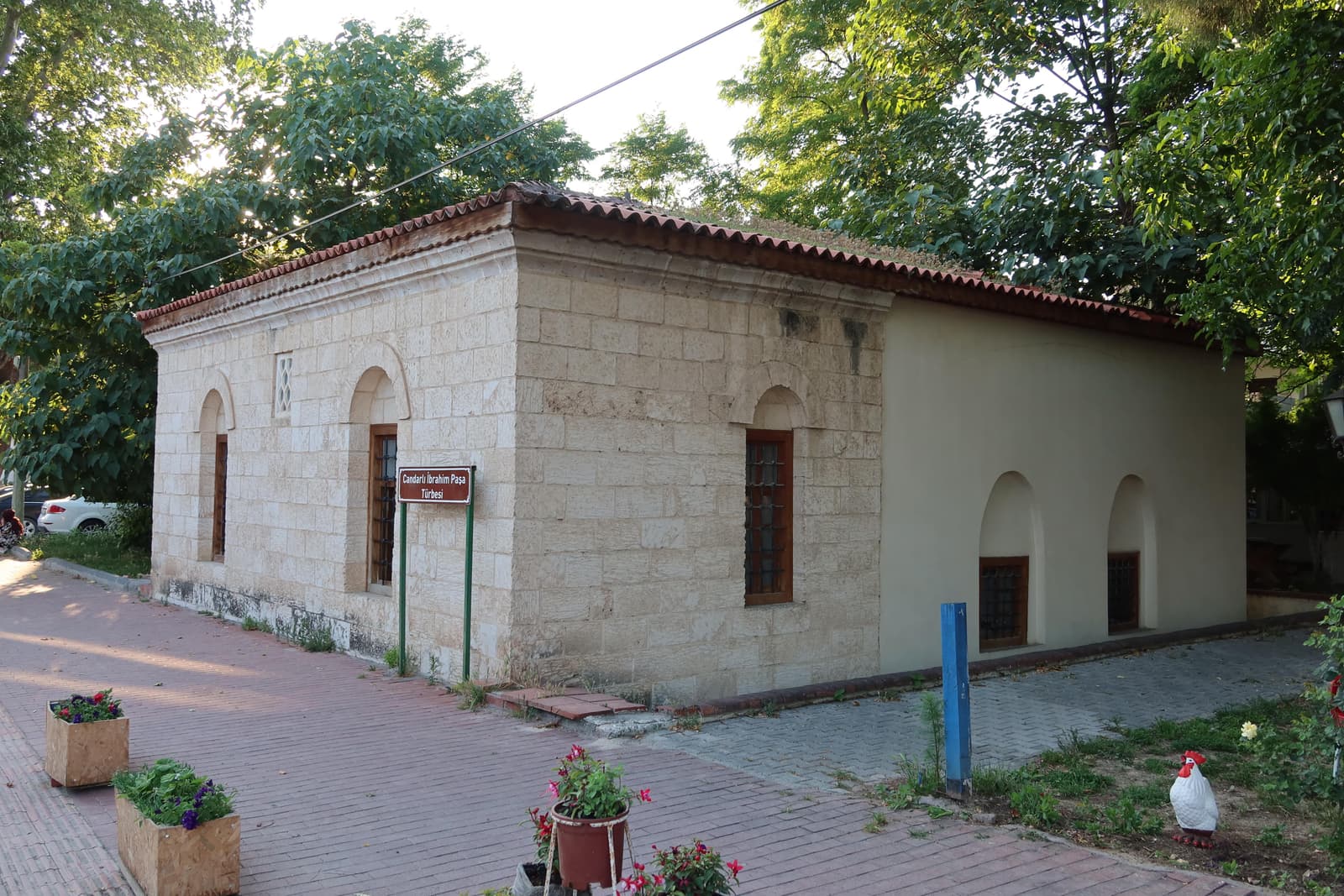 Çandarlı İbrahim Paşa Türbesi