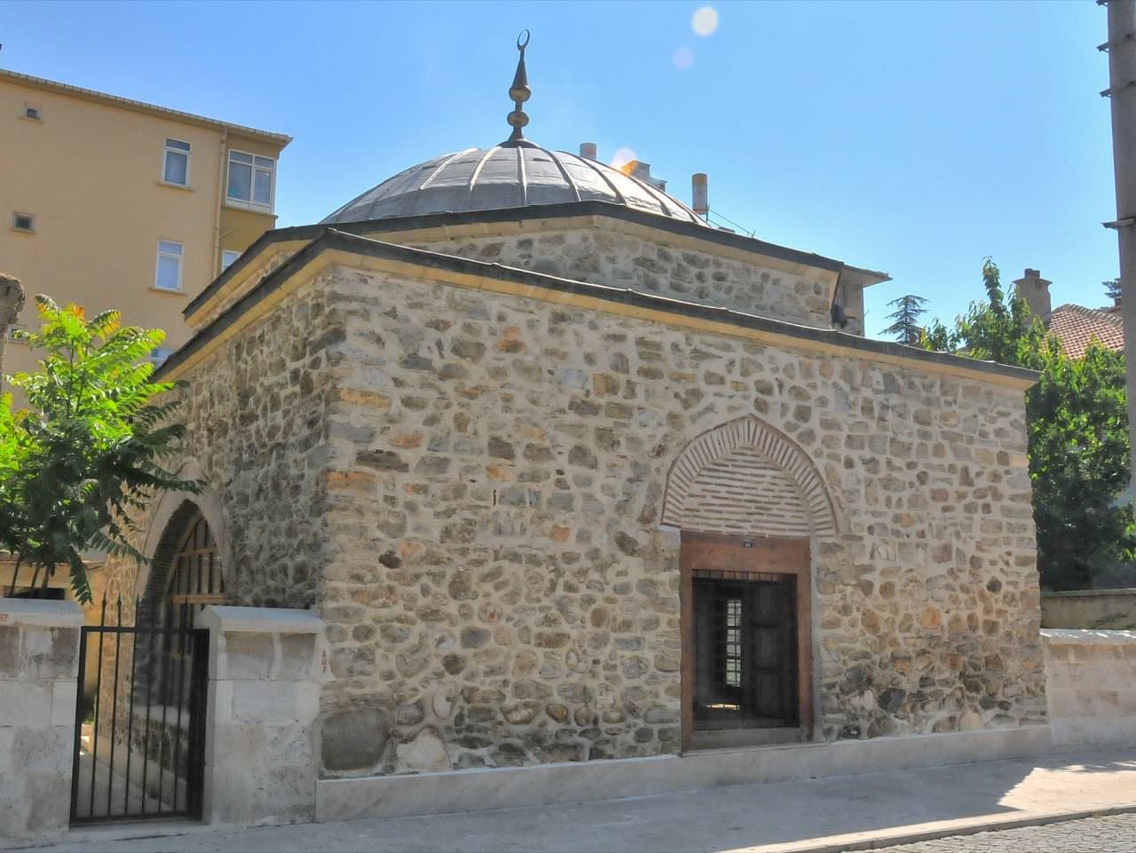 Mustafa Türâbî Türbesi