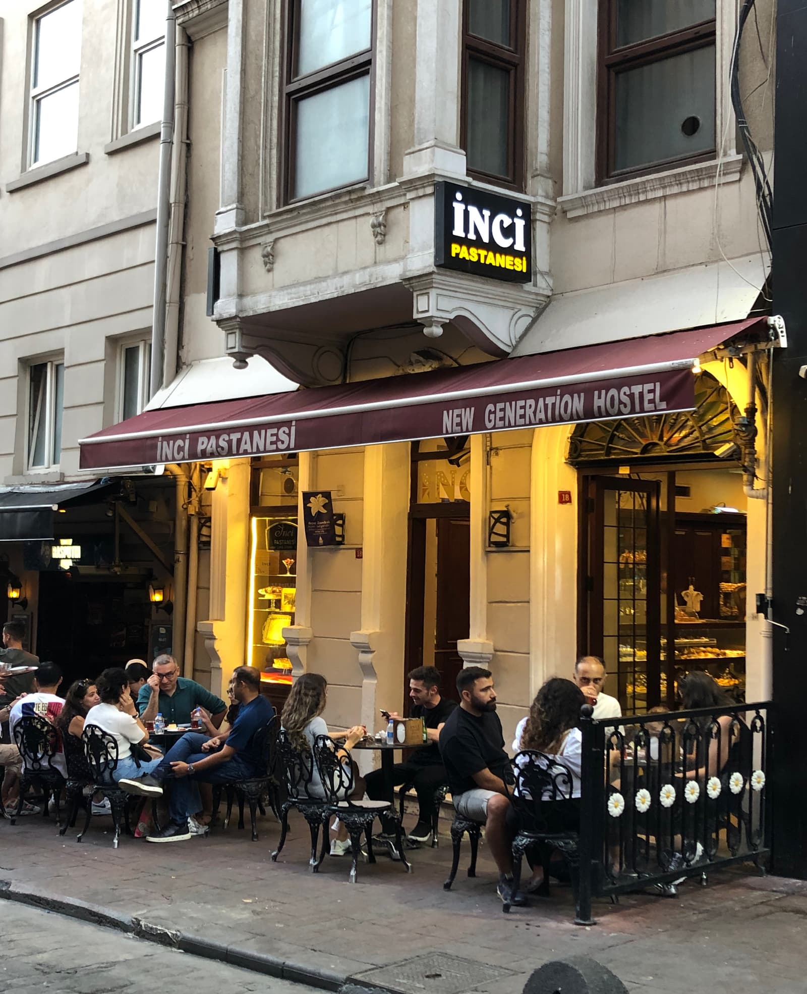 İnci Pastanesi