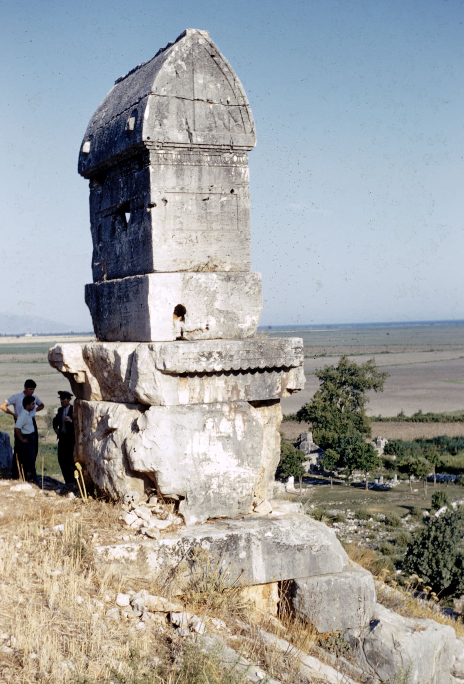 Limyra Xatabura Anıt Mezarı