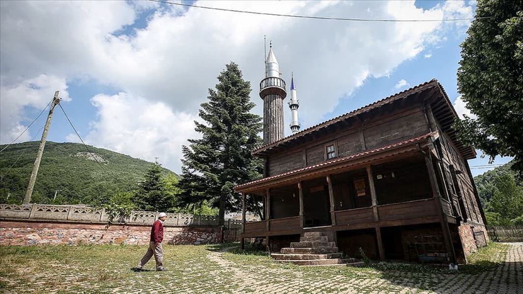 Elmalı Köyü Camii, İznik