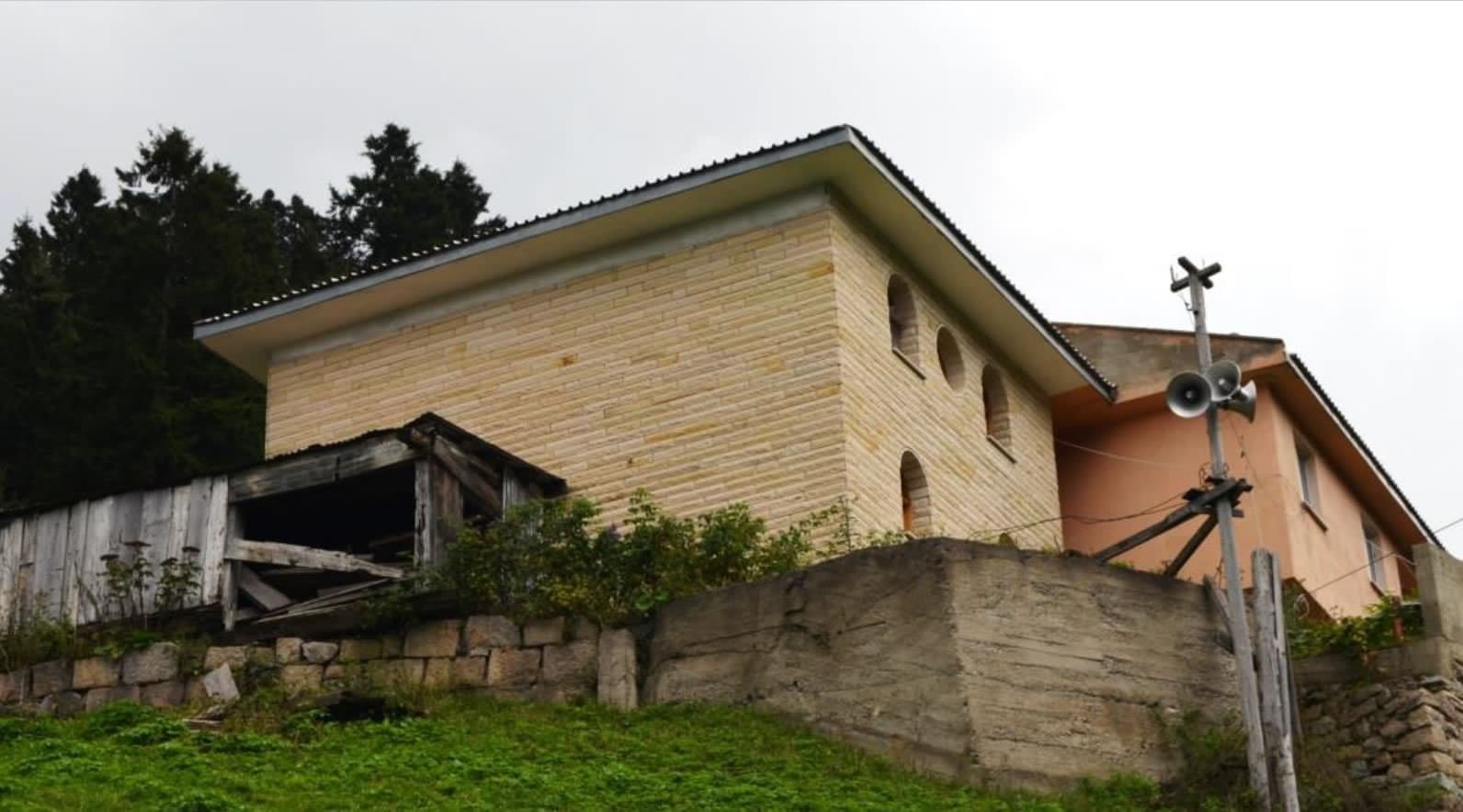 Çamlıkköy Camii