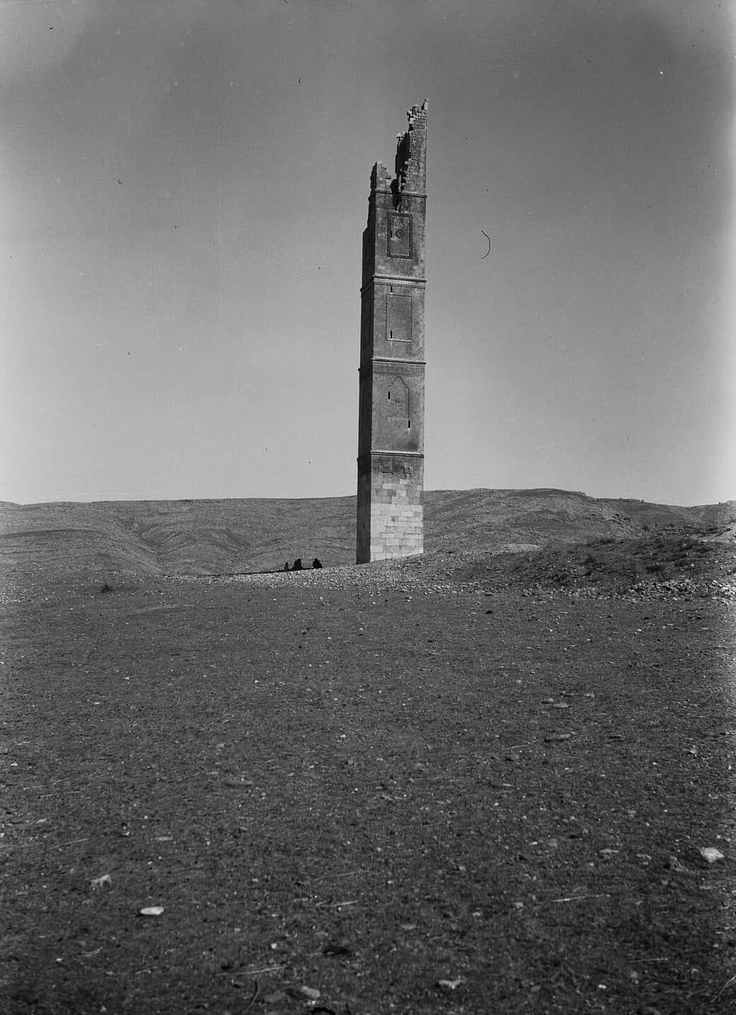 Ebu Muzafferüddin Minaresi