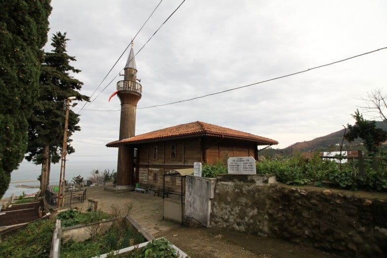 Kuşluca Camii