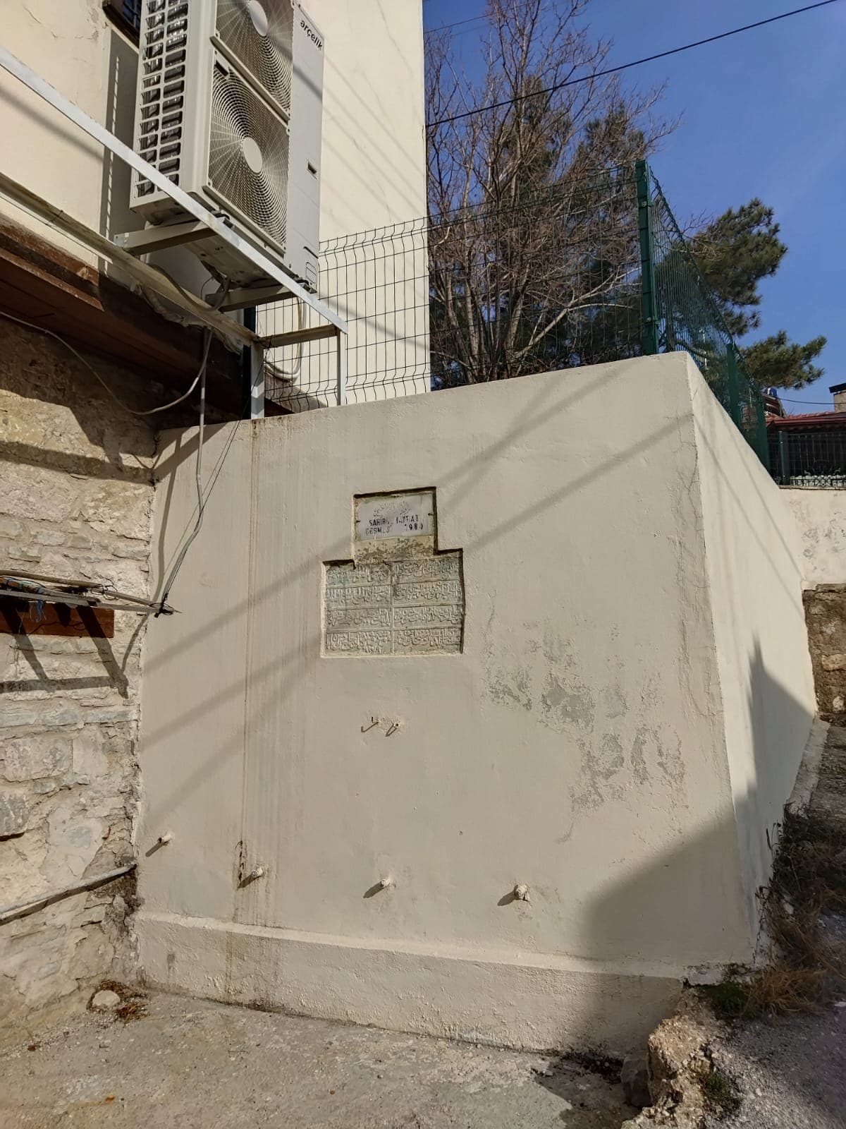 Divanbaba Camii Çeşmesi