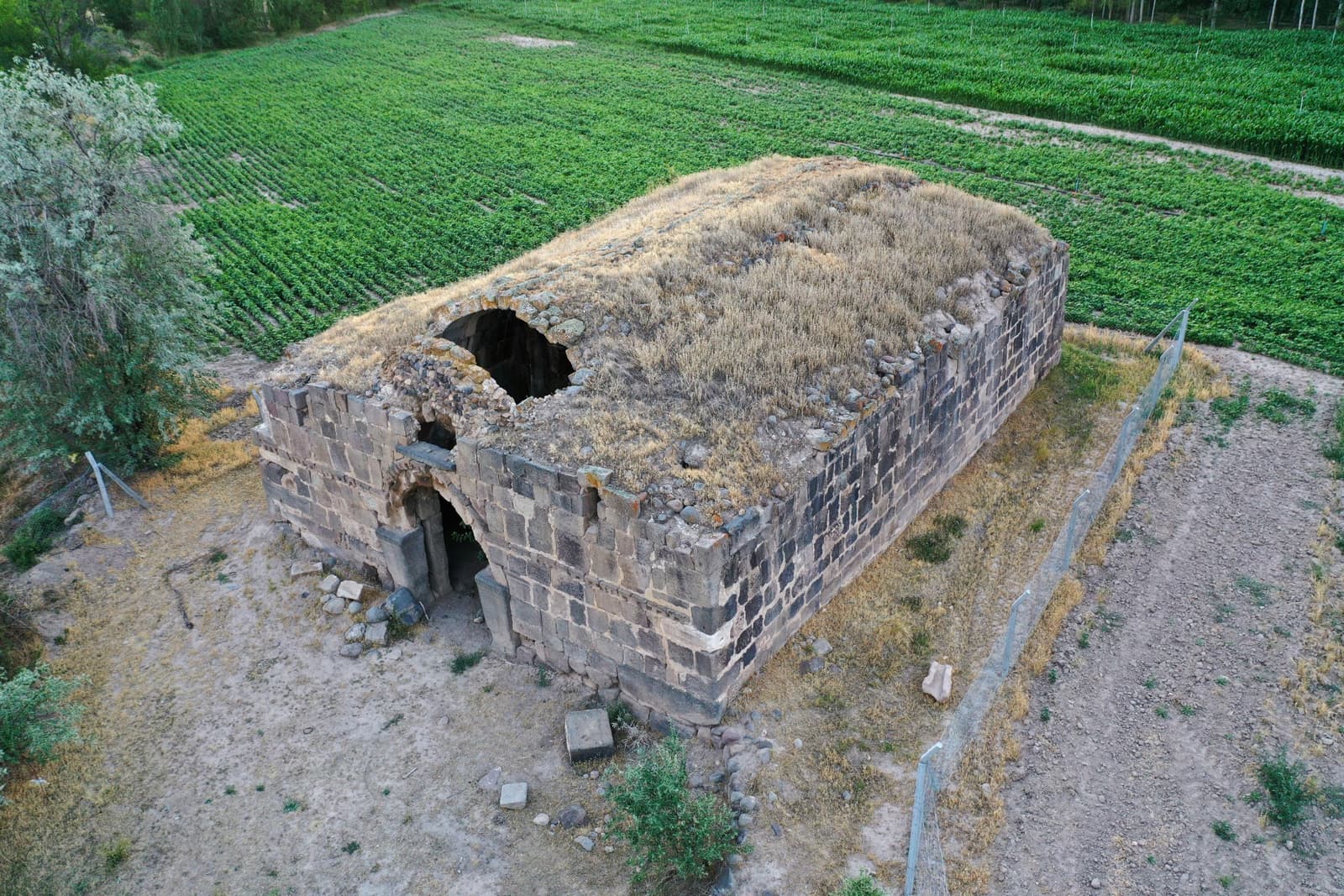 Sıraçakıl Hanı