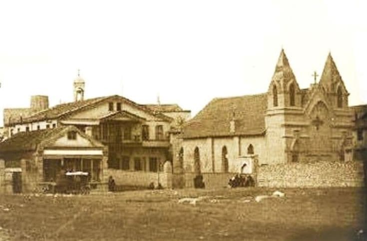 Aziz Pavlus Fransız Mektebi