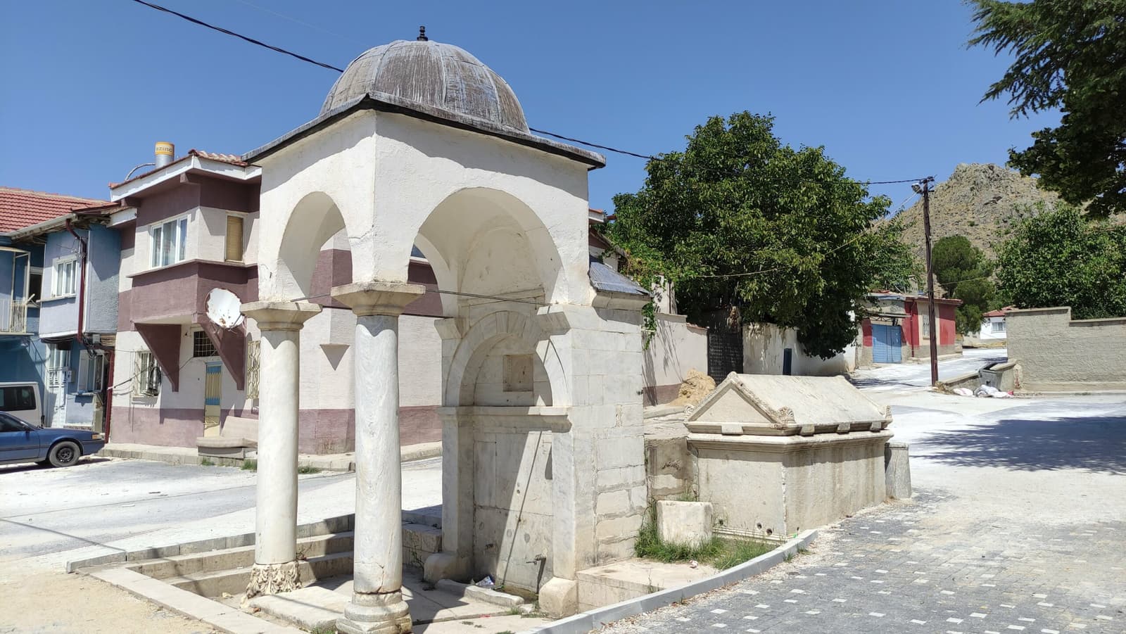 Kurşunlu Lahdi