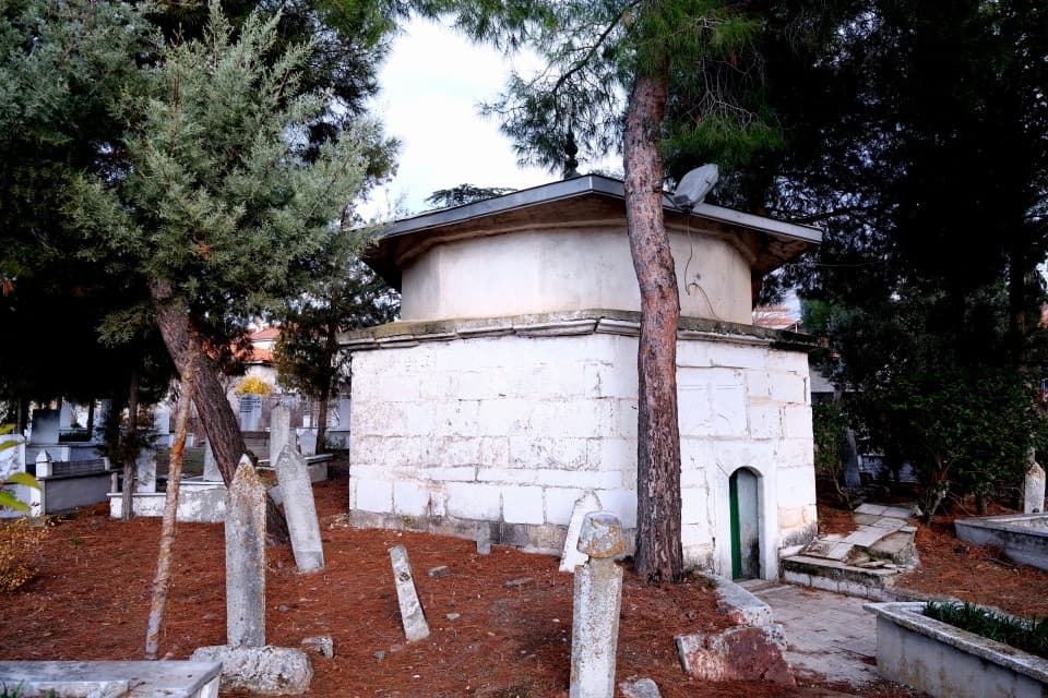Karaca Ahmet Sultan Türbesi, Ulubey