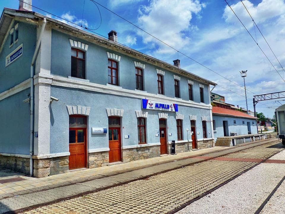 Alpullu Tren İstasyonu