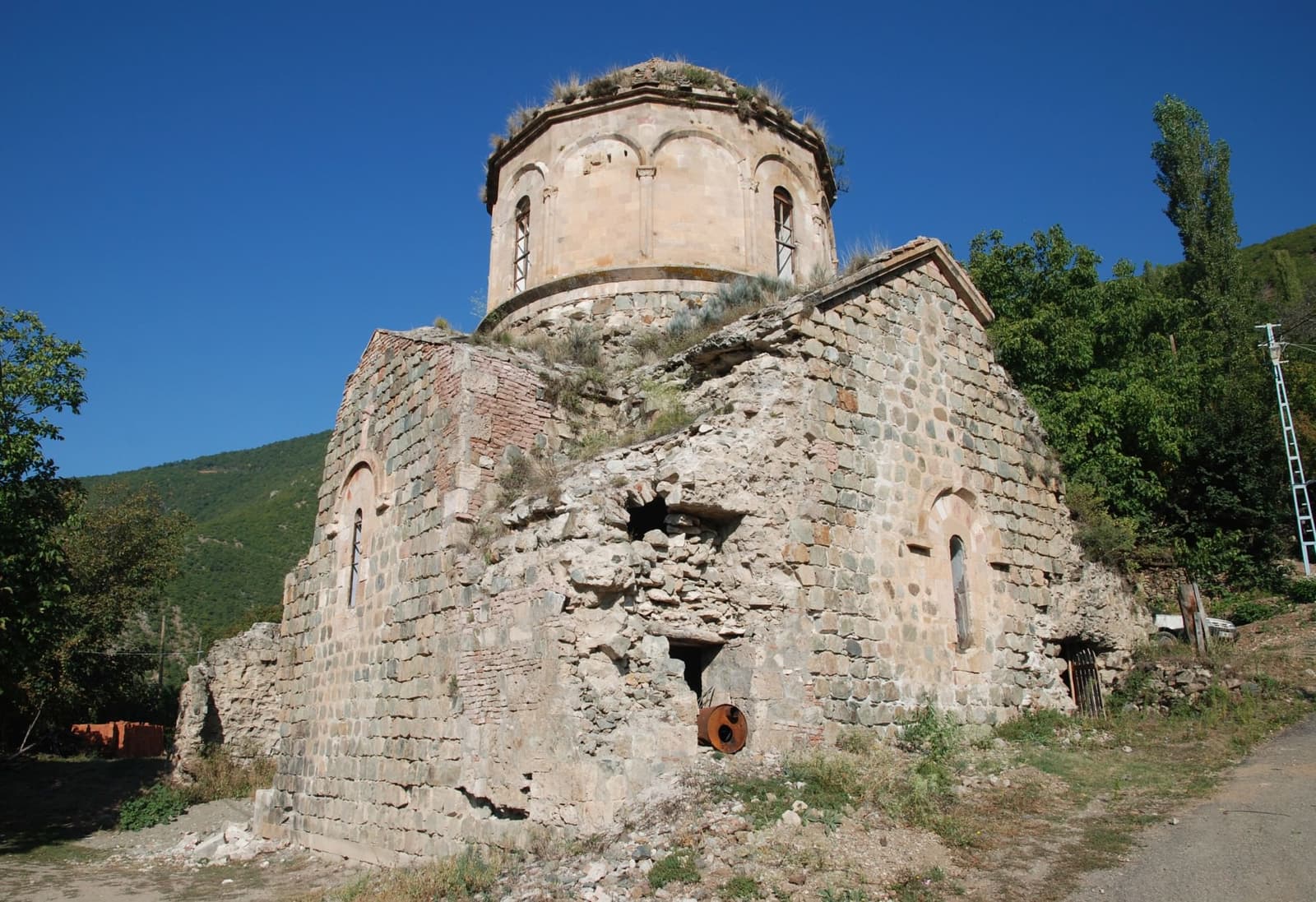 Doliskana Manastırı