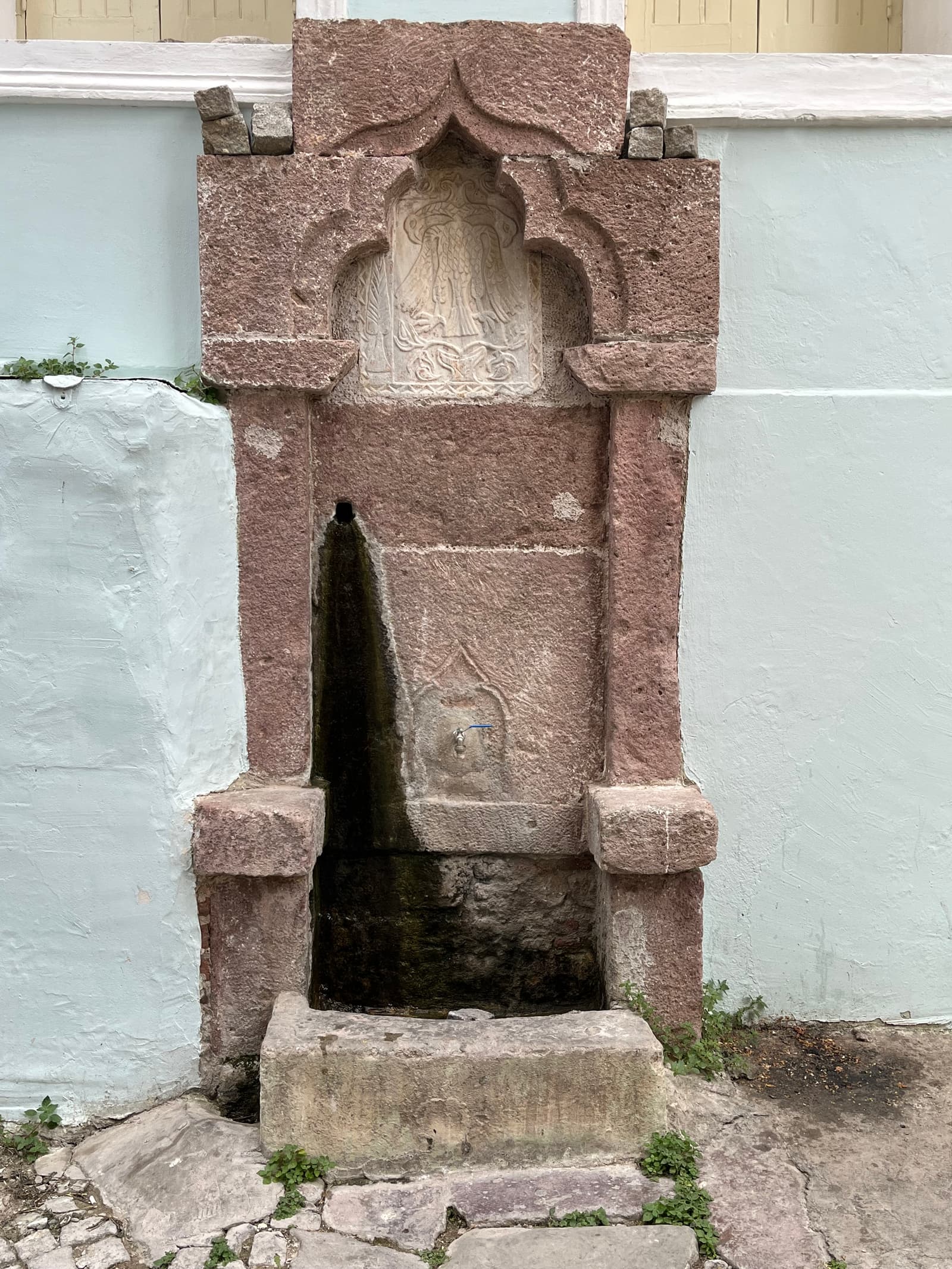 Çift Başlı Kartal Çeşmesi
