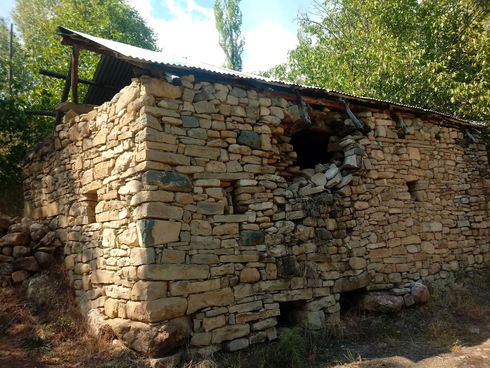 Karadikmen Tonbullu Su Değirmeni