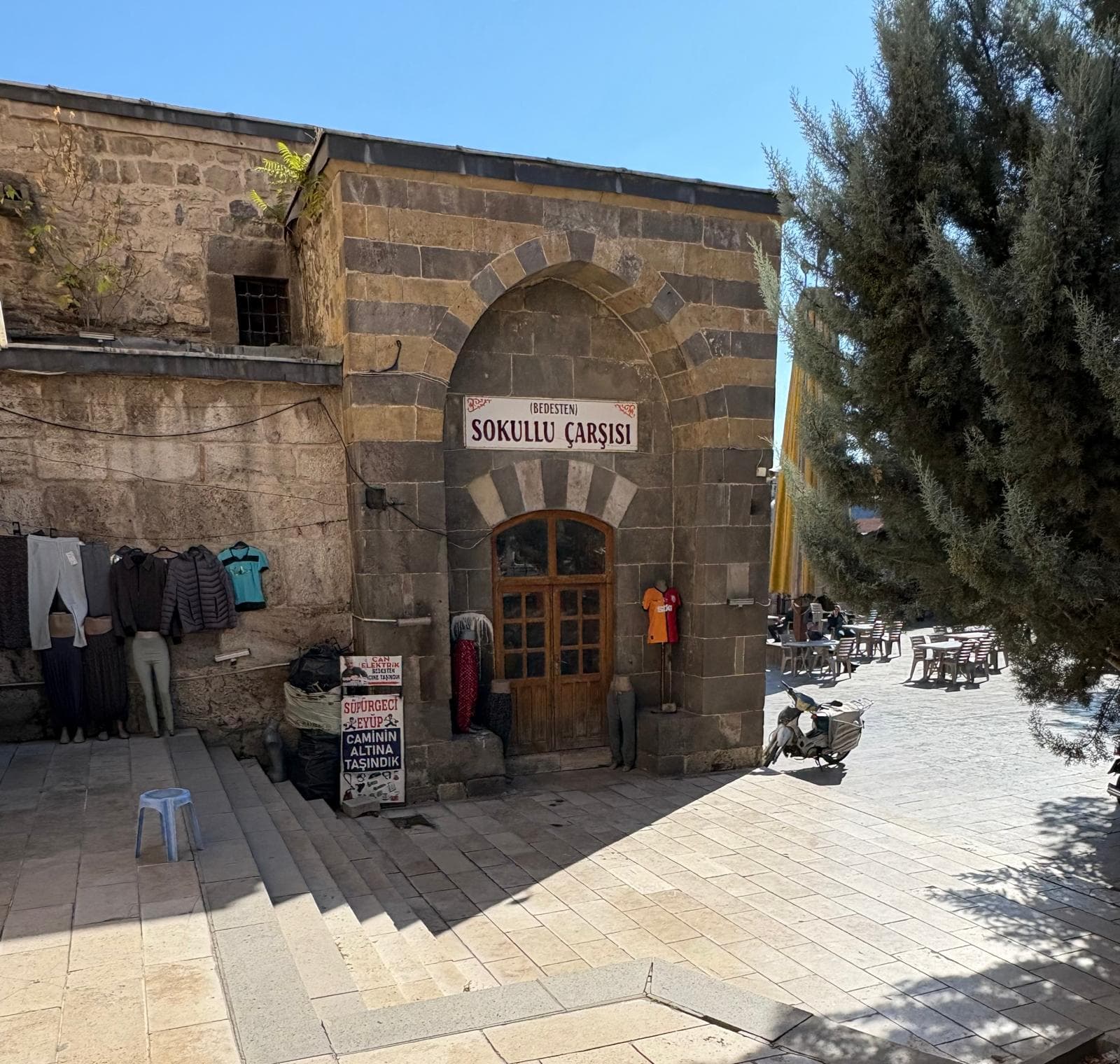 Sokollu Mehmet Paşa Külliyesi Bedesteni