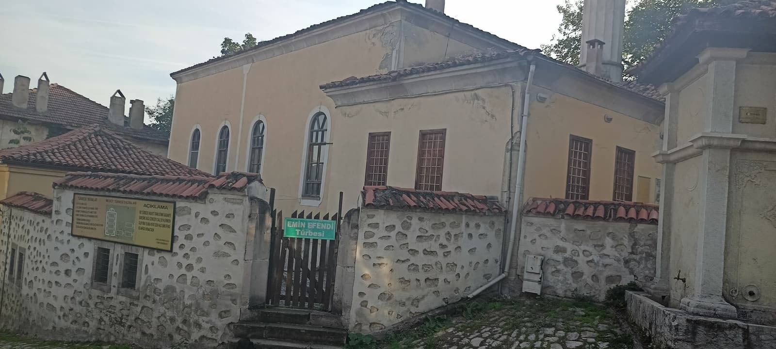 Hacı Emin Efendi Türbesi