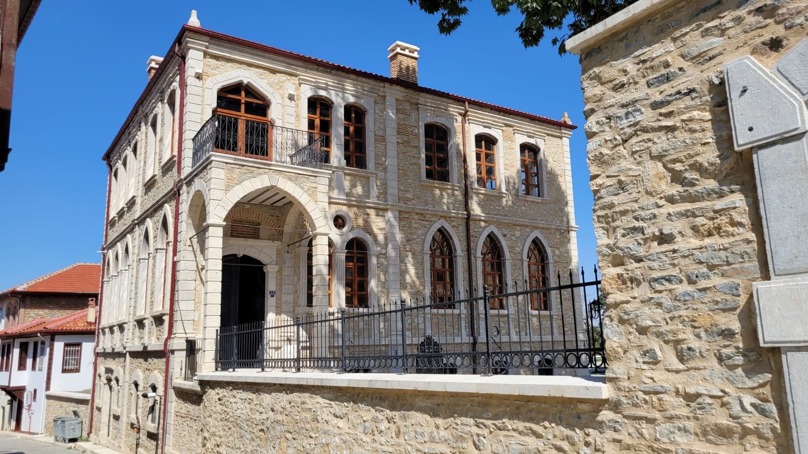Surp Yerrortutyun Kilisesi Papaz Evi