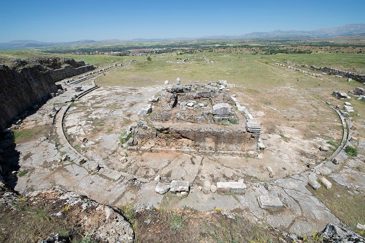 Antiokheia Augustus Tapınağı