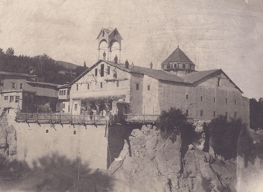 Surp Astvadzadzin Manastırı