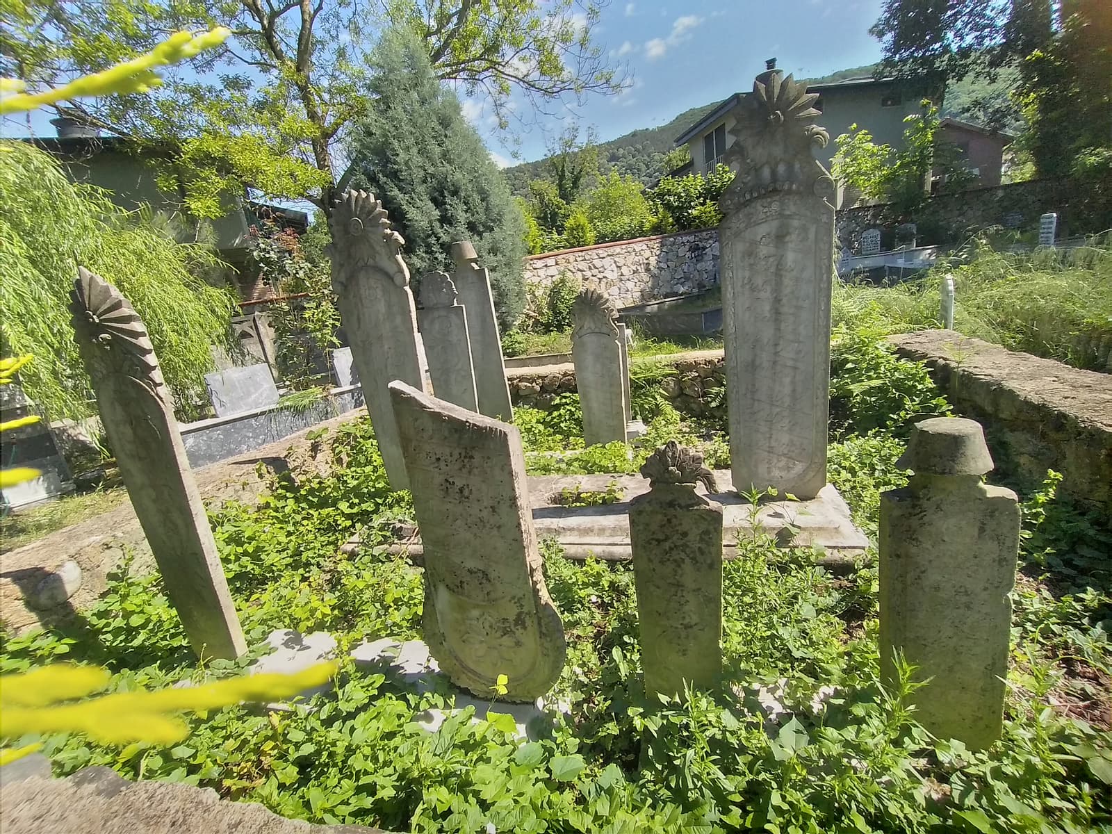 Kırkpınar Merkez Mahalle Mezarlığı