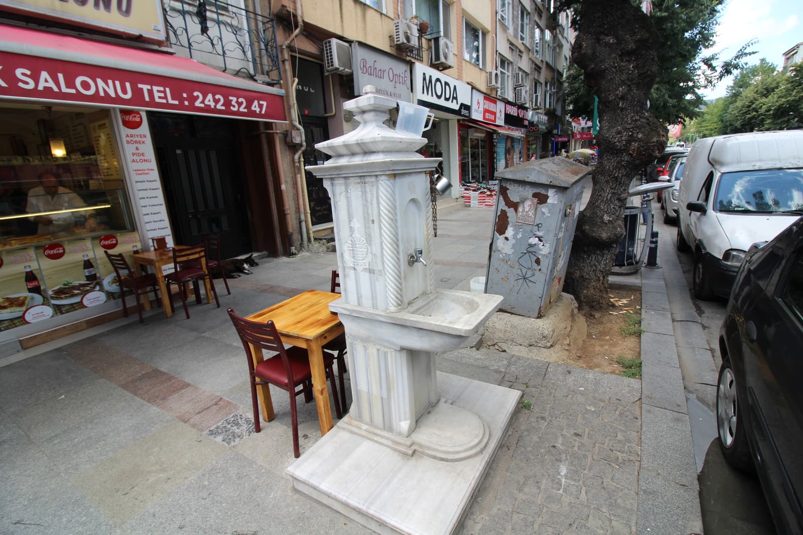 Aralık Suyu Çeşmesi, Kayadibi Sokak