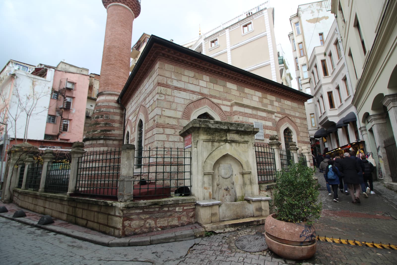 Bereketzade Ali Efendi Camii Çeşmesi