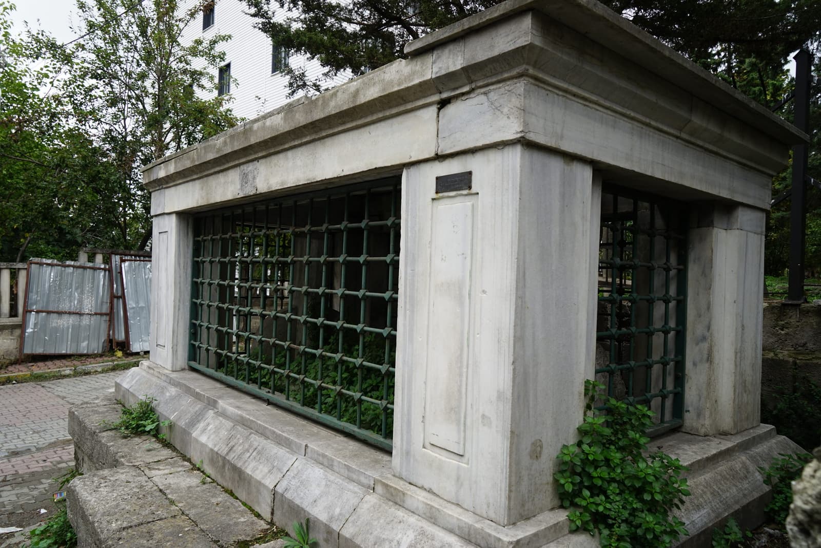 Buhûrîzâde Mustafa Itrî Kabri