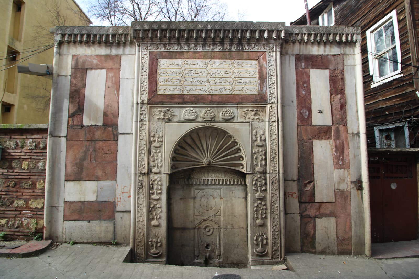 Kaptan-ı Derya Hacı Hüseyin Paşa Çeşmesi