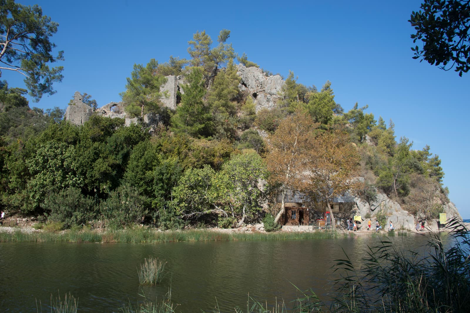 Olympos Ceneviz Kalesi